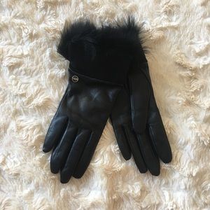 UGG Black Leather Gloves with Sheepskin Trim